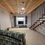La Dimora Nelle Rue Apartment *